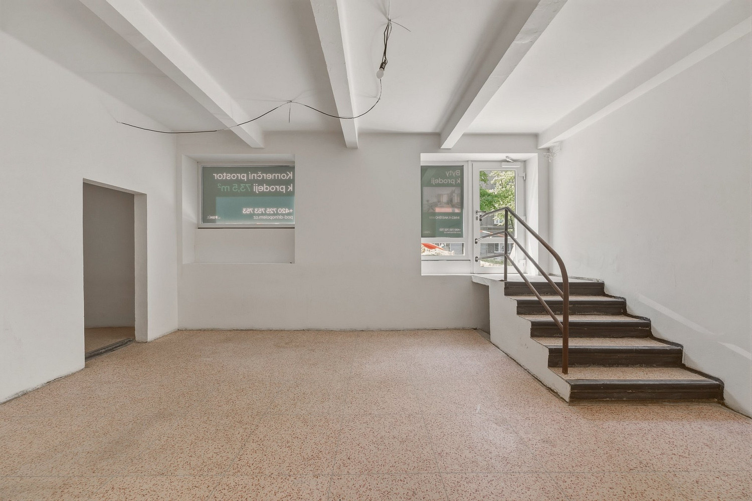 Prodej obchodních prostor 67 m² – fotografie 5