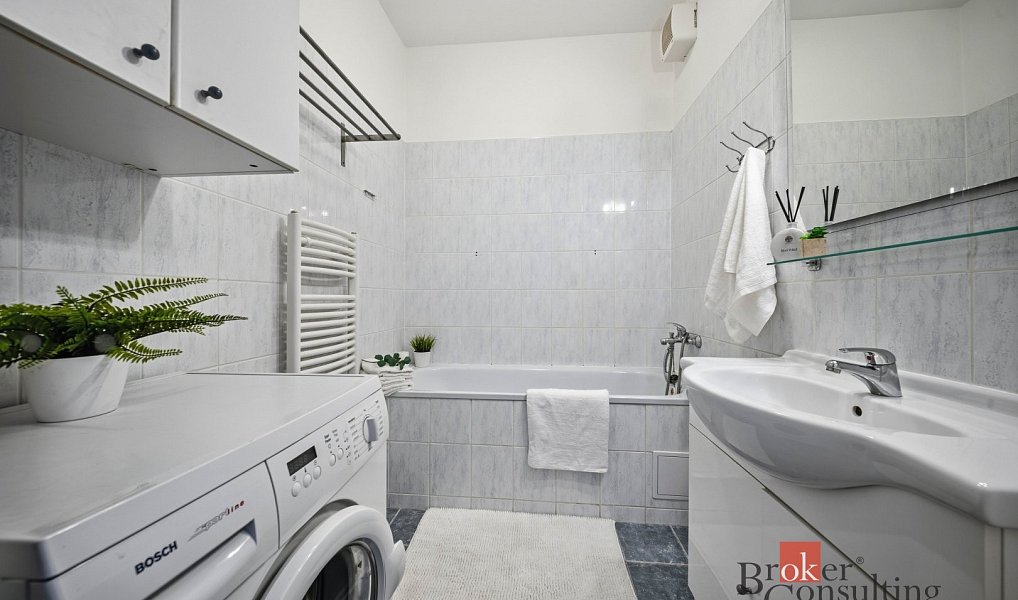 Prodej bytu 3+kk 63 m², Poděbrady – náhled fotky 11