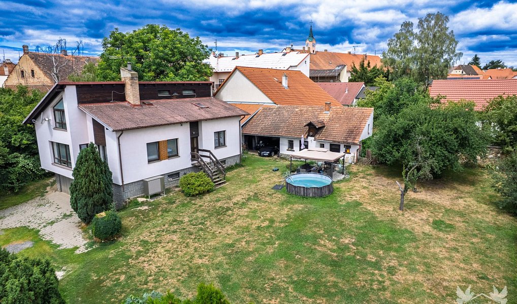 Prodej domu 350 m² s pozemkem 1 197 m², Mirovice – náhled fotky 25