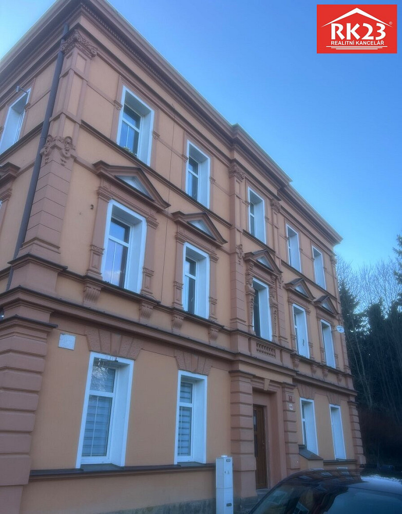 Pronájem bytu 1+kk 42 m²