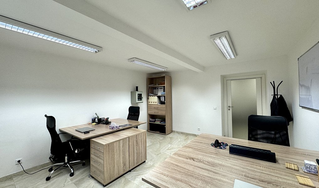 Pronájem kanceláře 21 m², Mladá Boleslav – náhled fotky 3