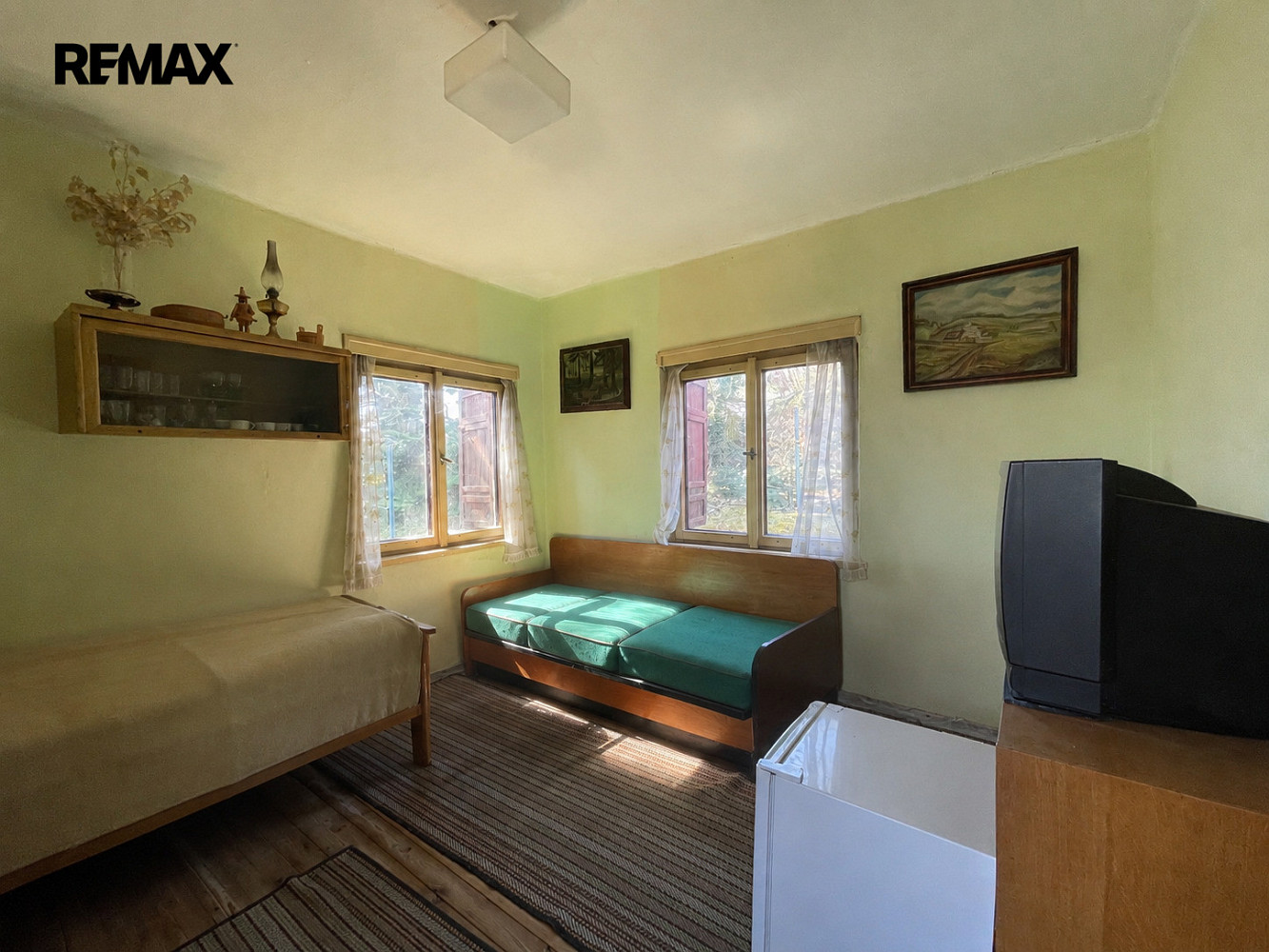 Prodej stavebního pozemku 697 m² — photo 3