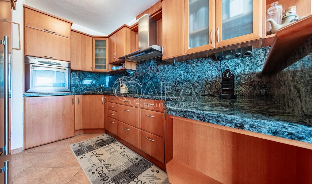 Pronájem bytu 4+1 117 m², Praha – náhled fotky 8