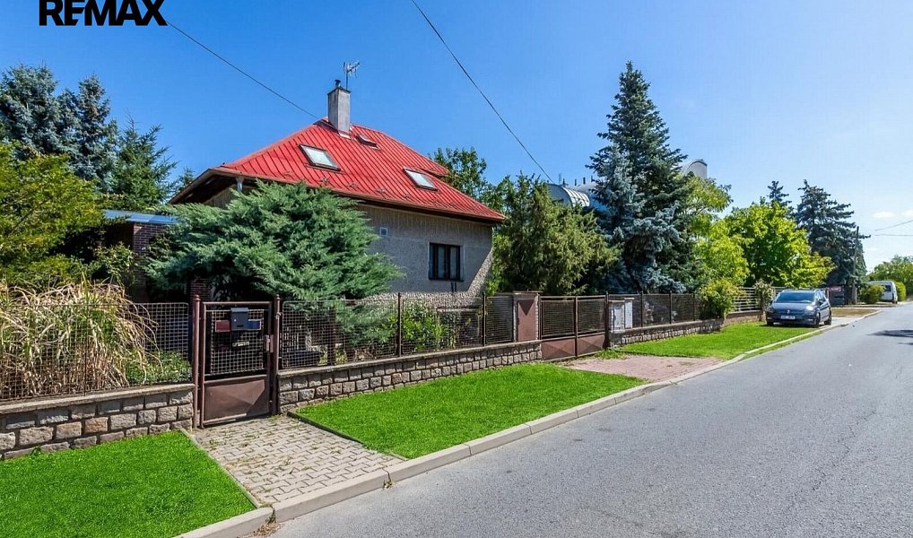 Prodej domu 181 m² s pozemkem 900 m², Praha – náhled fotky 28