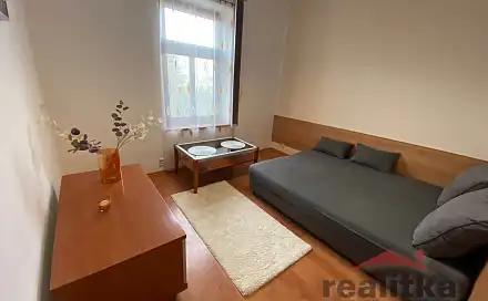 Pronájem bytu 1+kk 18 m², Pekařská, Opava - Předměstí