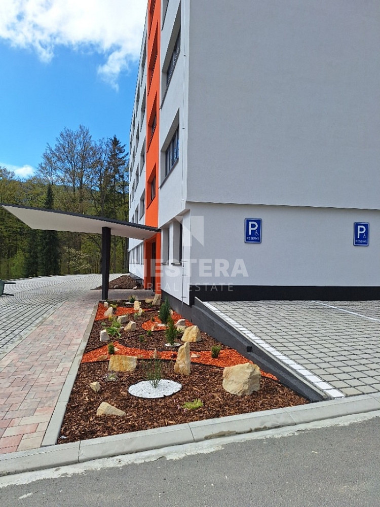 Prodej nájemního domu, činžáku 2 725 m² – fotografie 5