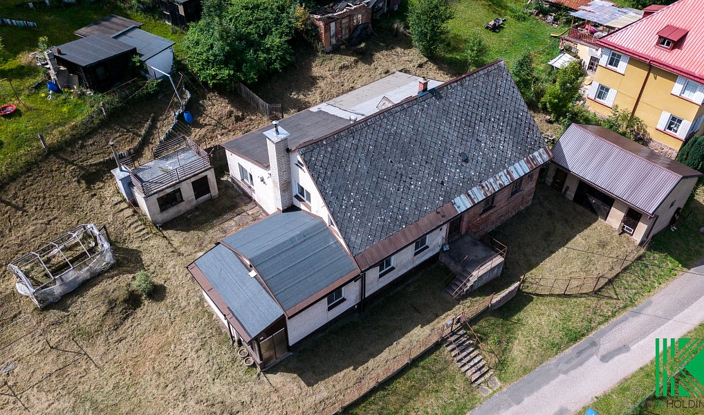 Prodej domu 220 m² s pozemkem 1 376 m², Bernartice – náhled fotky 3