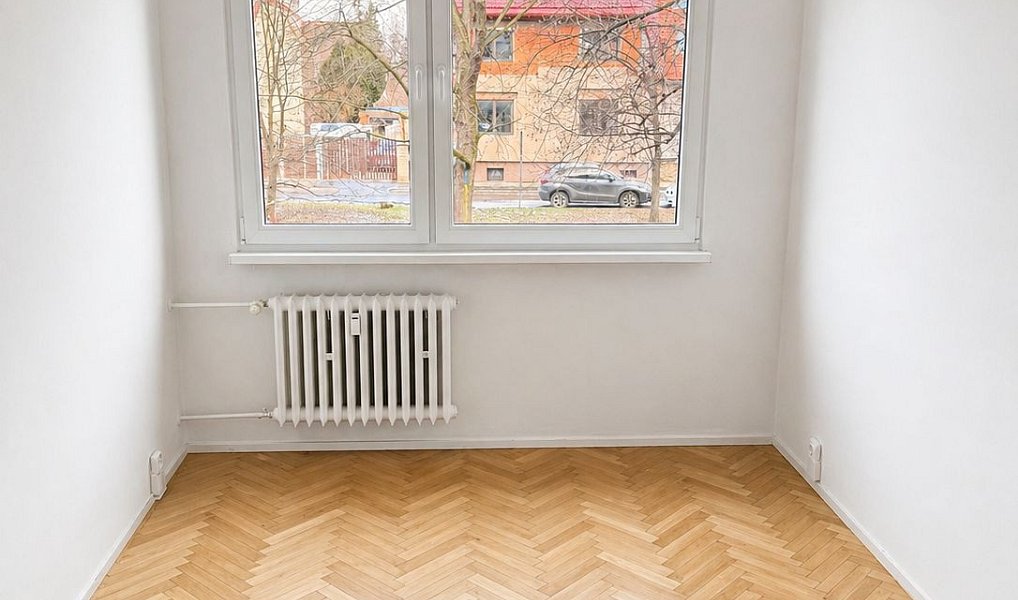 Prodej bytu 3+1 78 m², Praha – náhled fotky 2