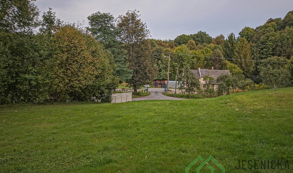Prodej stavebního pozemku 2 119 m², Žulová – náhled fotky 10