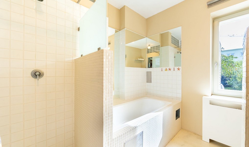 Prodej domu 220 m² s pozemkem 290 m², Plzeň – náhled fotky 15