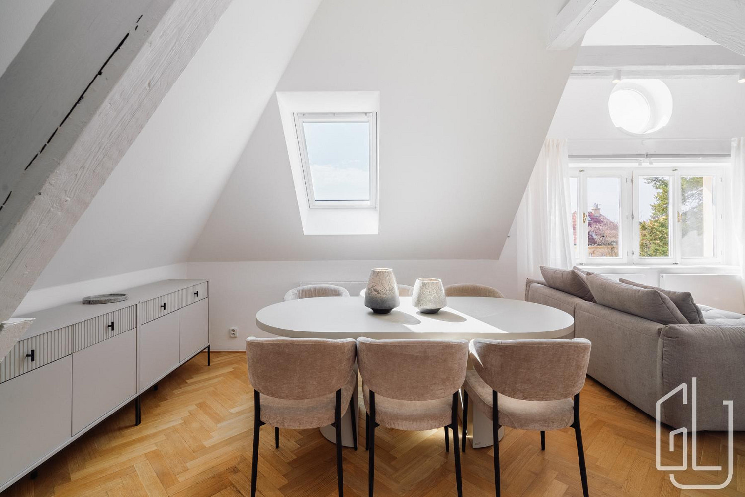 Pronájem bytu 3+1 144 m² – fotografie 4