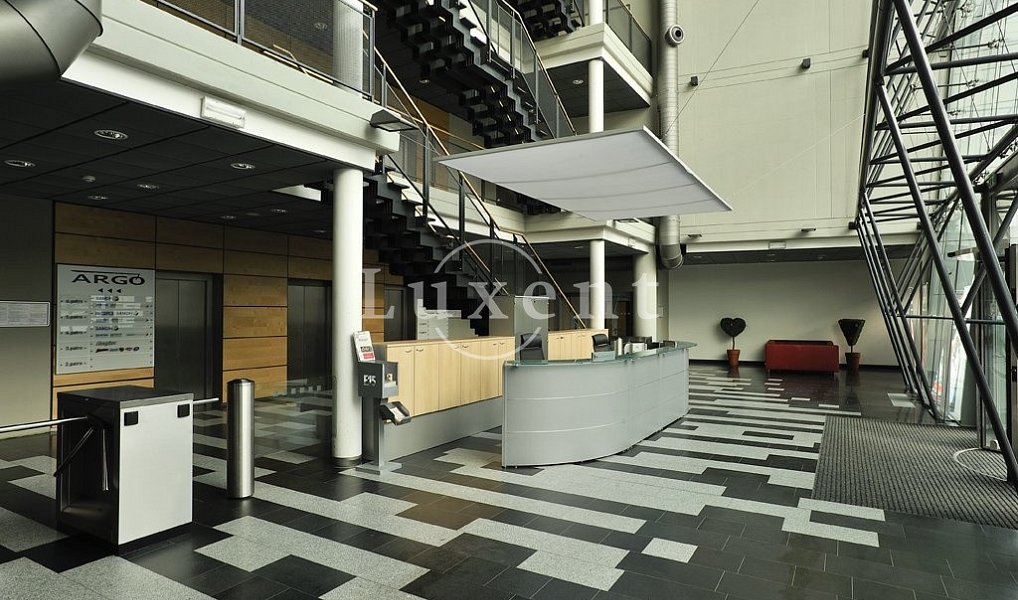 Pronájem kanceláře 150 m², Praha – náhled fotky 3