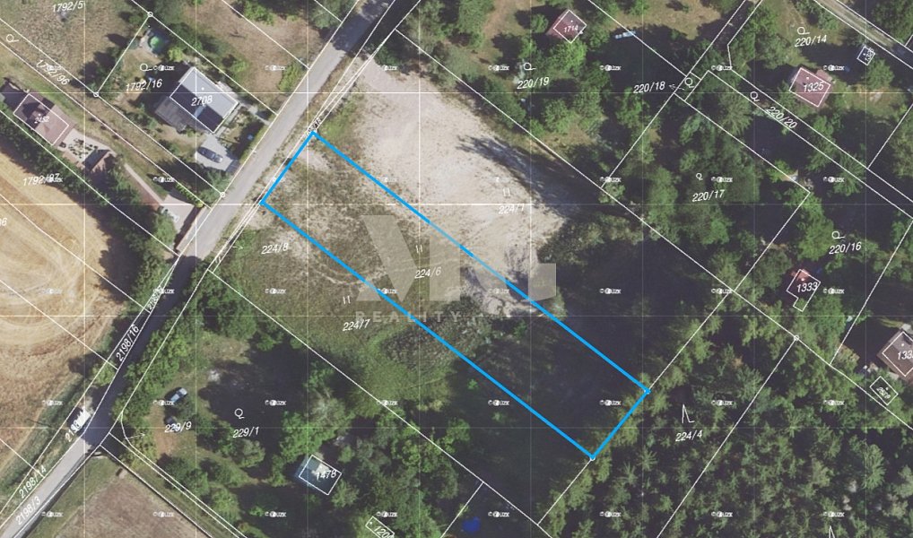 Prodej stavebního pozemku 1 744 m², Nové Strašecí – náhled fotky 9