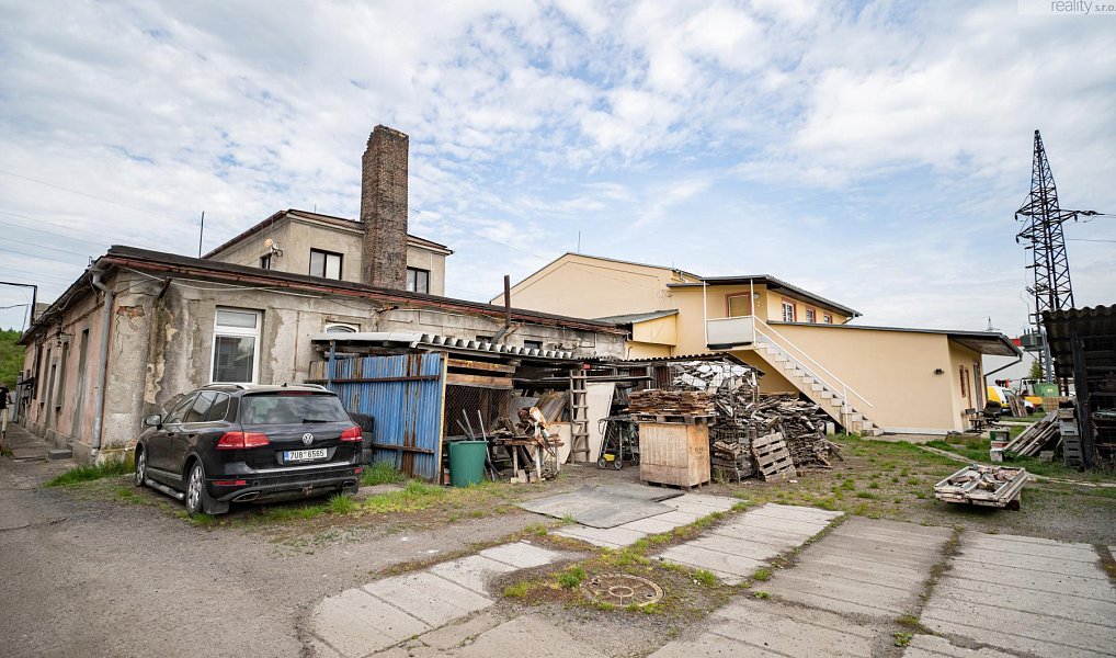 Prodej skladovacích prostor 1 652 m², Horní Jiřetín – náhled fotky 14