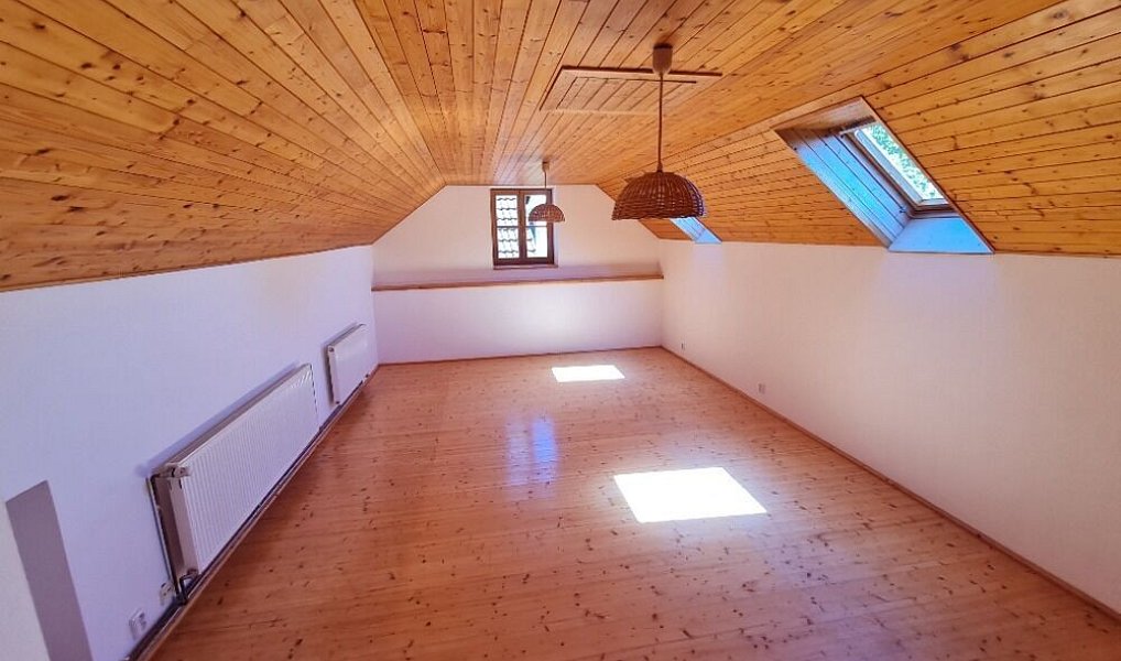 Pronájem domu 141 m² s pozemkem 945 m², Hatín – náhled fotky 12
