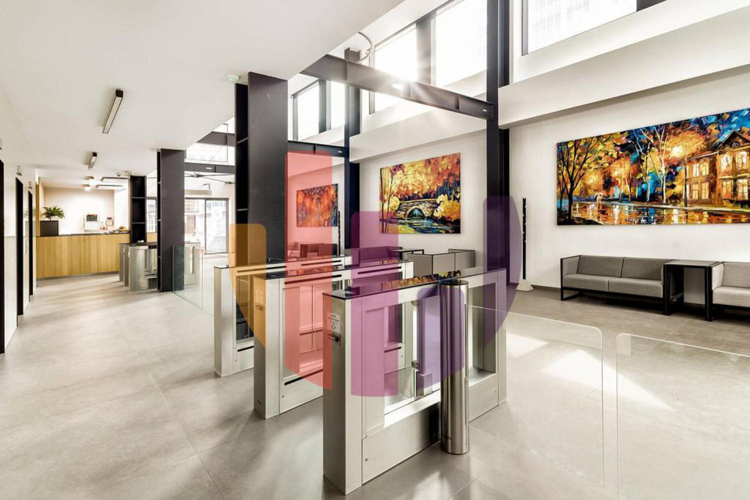 Pronájem obchodních prostor 100 m² — photo 2