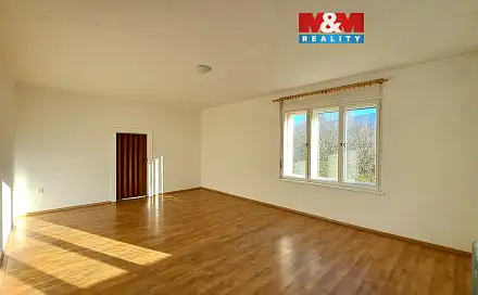 Pronájem bytu 3+kk 97 m², Hronov - Zbečník, okres Náchod