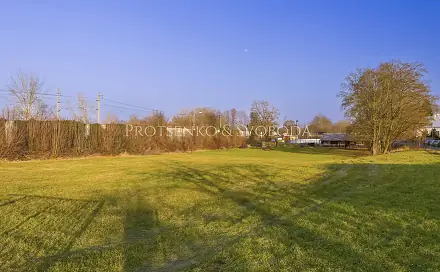 Prodej komerčního pozemku 4 073 m², Pardubice - Svítkov