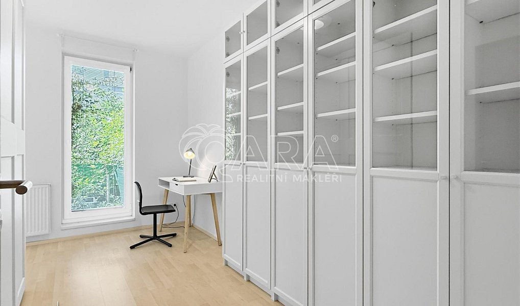 Prodej bytu 2+kk 101 m², Praha – náhled fotky 11