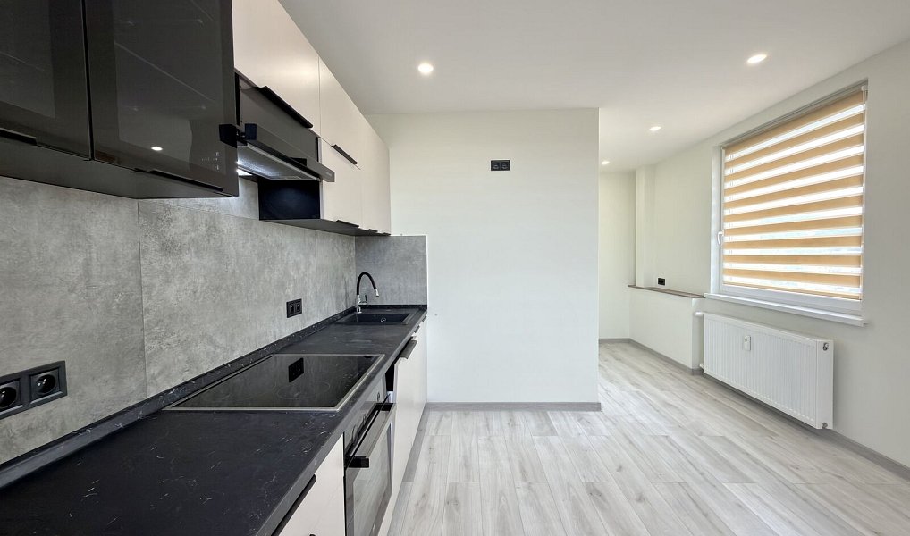Prodej bytu 2+1 60 m², Chomutov – náhled fotky 3