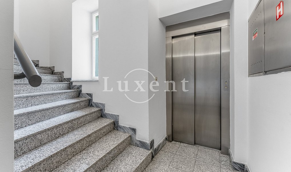 Prodej nájemního domu, činžáku 632 m², Praha – náhled fotky 12