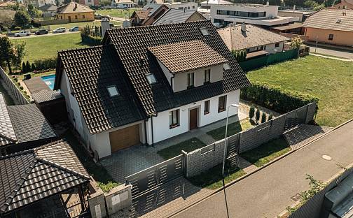 Prodej domu 227 m² s pozemkem 811 m², 3. pluku, Kroměříž