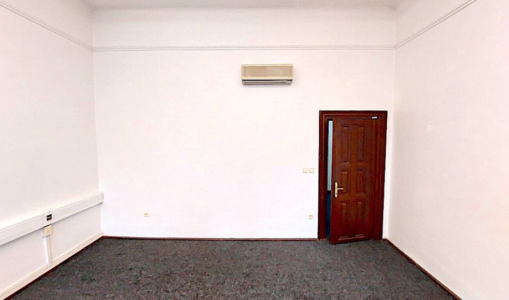 Pronájem kanceláře 223 m², Chrudim – náhled fotky 4
