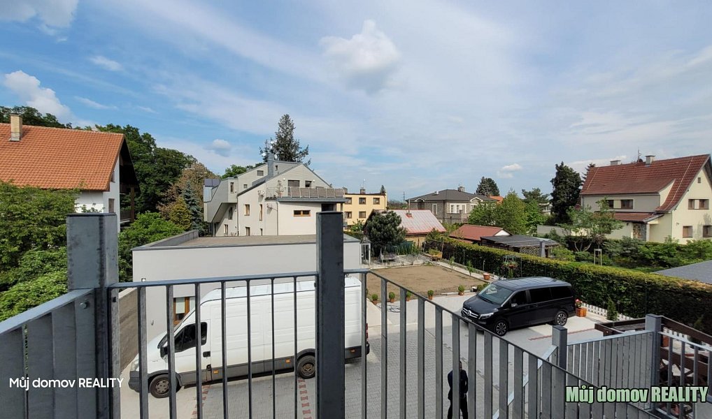 Pronájem bytu 3+kk 65 m², Praha – náhled fotky 9