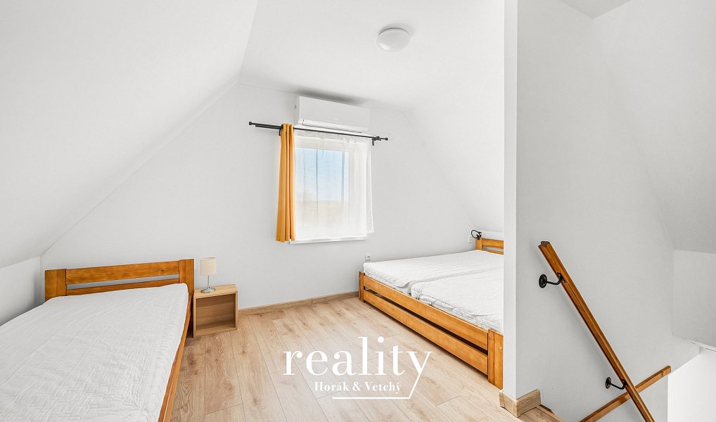 Dva apartmány s vinárnou a vinným sklepem 190 m2, Jevišovka, Jevišovka – náhled fotky 32