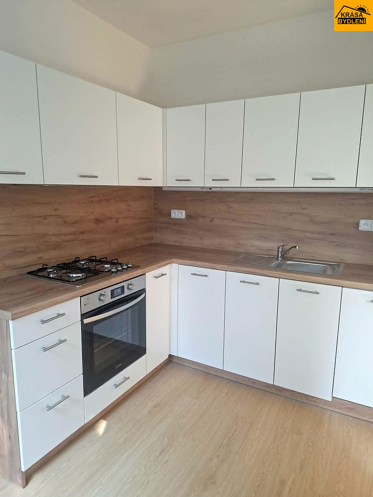 Prodej bytu 2+1 44 m² — photo 2