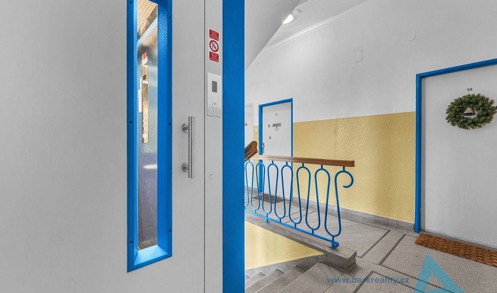 Prodej bytu 2+1 70 m², Praha – náhled fotky 19
