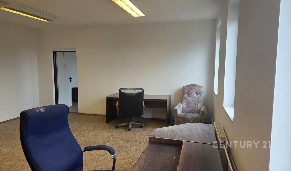 Pronájem kanceláře 86 m², Most – náhled fotky 9