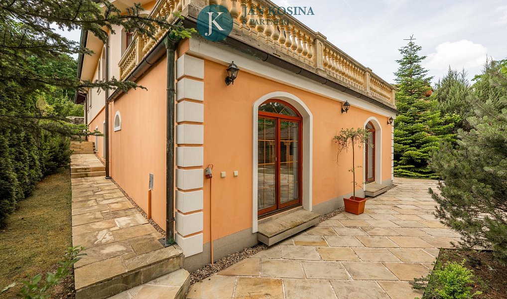 Prodej domu 236 m² s pozemkem 921 m², Hrusice – náhled fotky 38