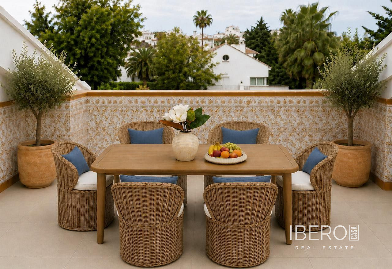 Piso 4+kk – Marbella, Nueva Andalucía - Vista 4