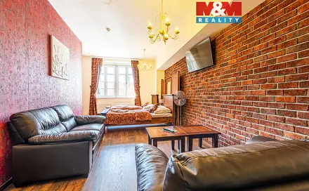 Pronájem bytu 2+kk 80 m², Zbrojnická, Plzeň - Vnitřní Město
