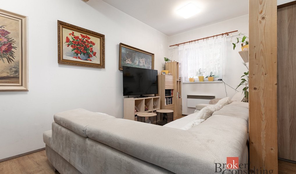 Prodej domu 118 m² s pozemkem 1 221 m², Orlová – náhled fotky 3