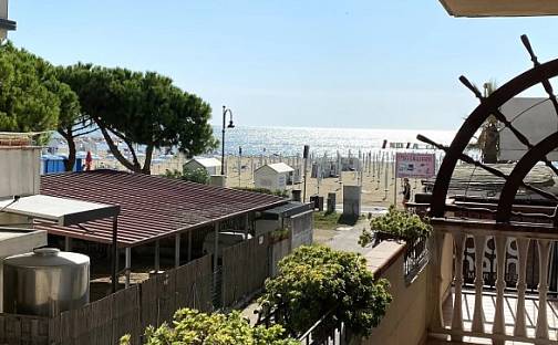 Prodej bytu 3+kk 84 m², Caorle, Benátsko, Itálie