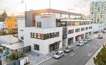 Pronájem obchodních prostor 110 m², Na Spravedlnosti, Pardubice - Zelené Předměstí