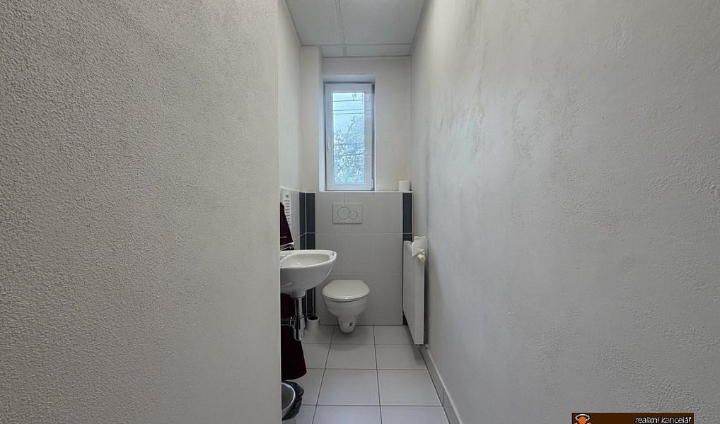 Pronájem kanceláře 10 m², Horní Suchá – náhled fotky 8