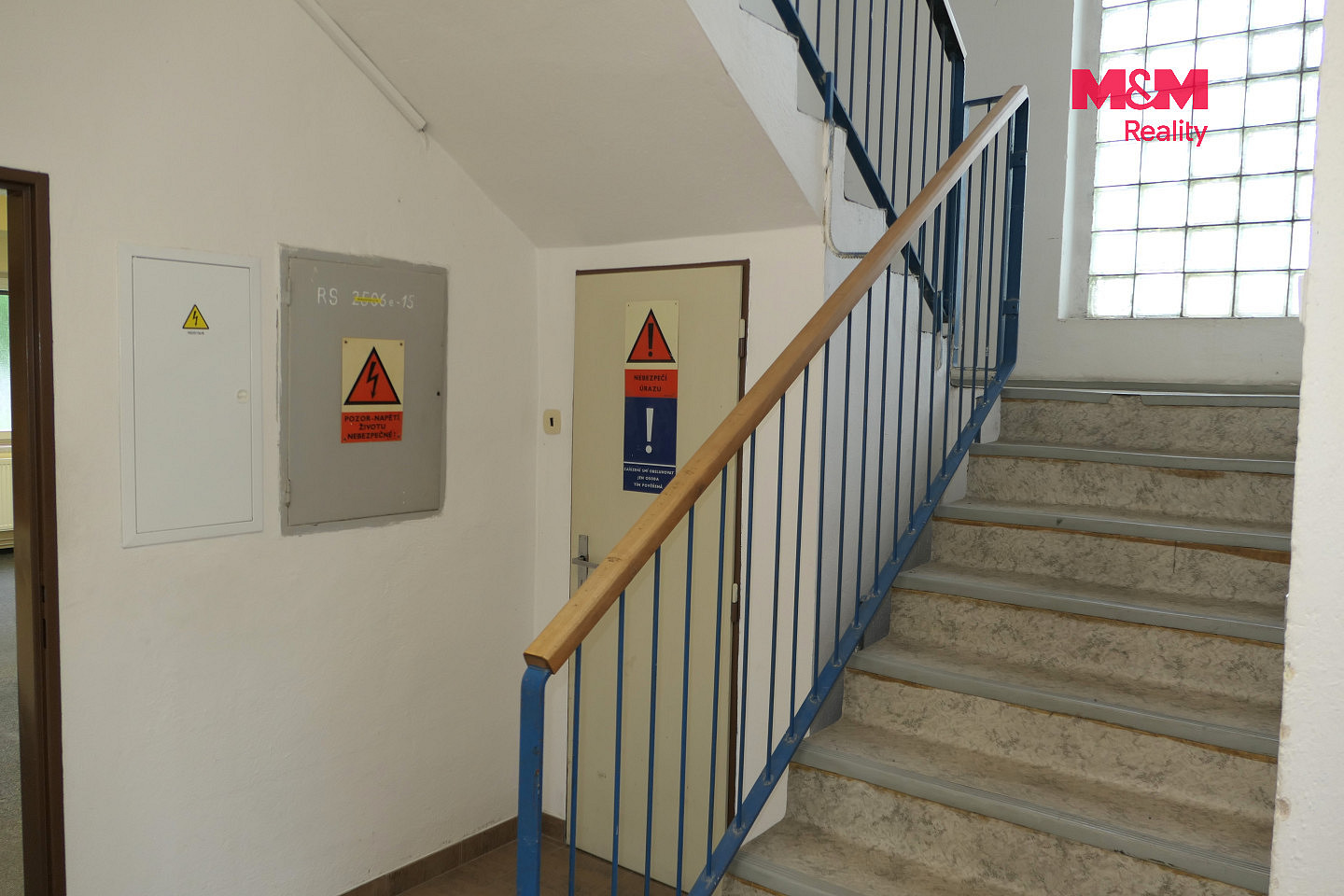Pronájem kanceláře 200 m² — photo 3
