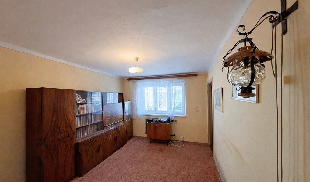 Prodej stavebního pozemku 681 m², Radslavice – náhled fotky 6