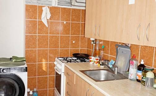 Prodej bytu 2+1 50 m², Rumunská, Prostějov