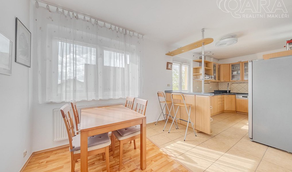 Prodej domu 270 m² s pozemkem 431 m², Praha – náhled fotky 13