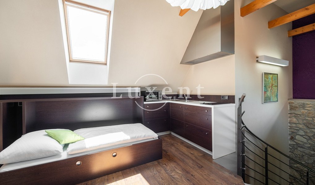 Prodej ubytovacího objektu 580 m², Kvítkovice – náhled fotky 10