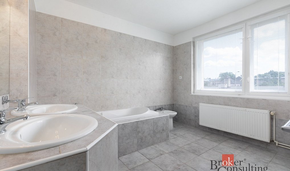 Prodej domu 147 m² s pozemkem 289 m², Ostrava – náhled fotky 17