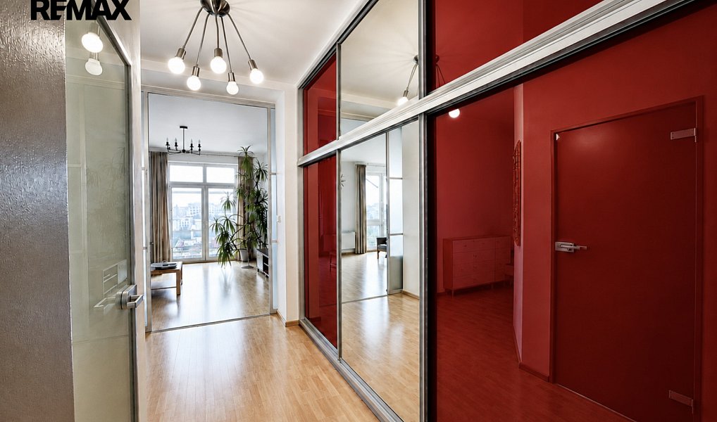 Pronájem bytu 2+kk 78 m², Praha – náhled fotky 7