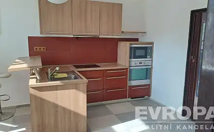 Pronájem bytu 3+kk 41 m², Mělnická, Mšeno, okres Mělník