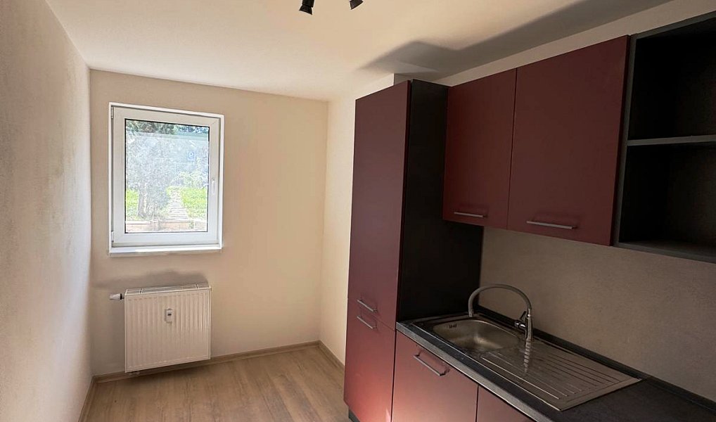 Pronájem bytu 1+1 32 m², Pardubice – náhled fotky 2