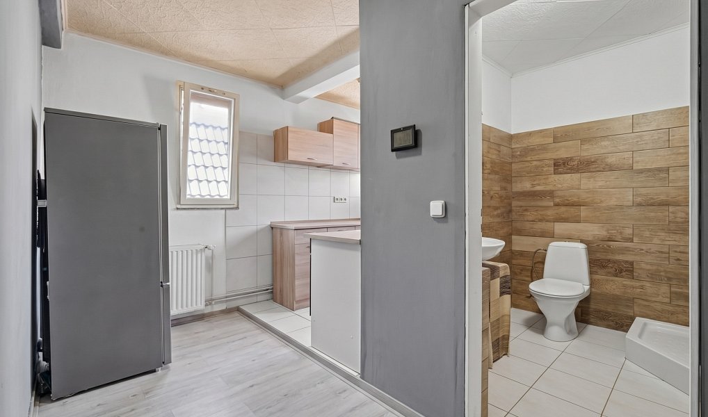 Prodej domu 328 m² s pozemkem 399 m², Hostomice – náhled fotky 9