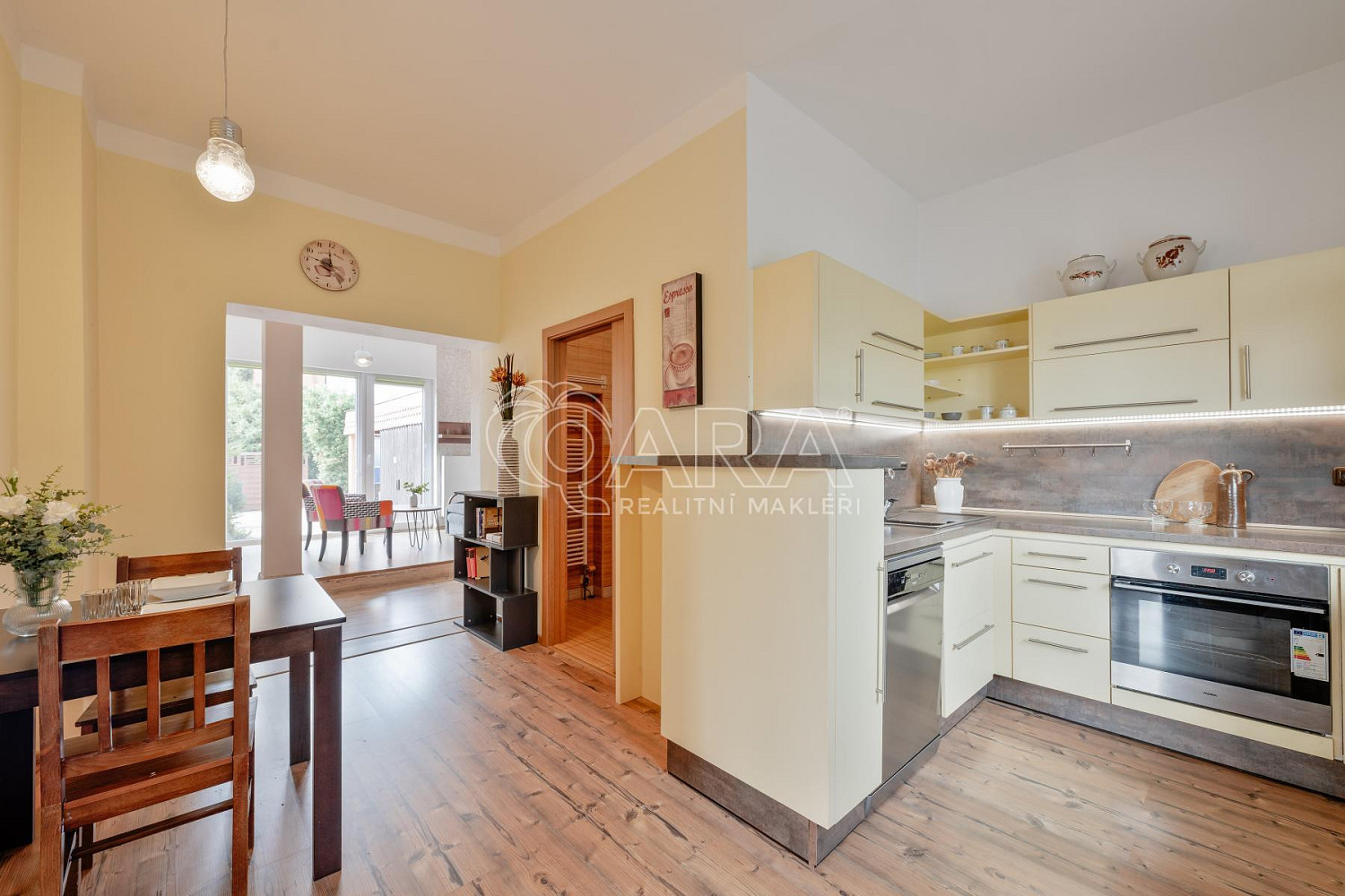 Prodej domu 184 m² s pozemkem 577 m² – fotografie 3
